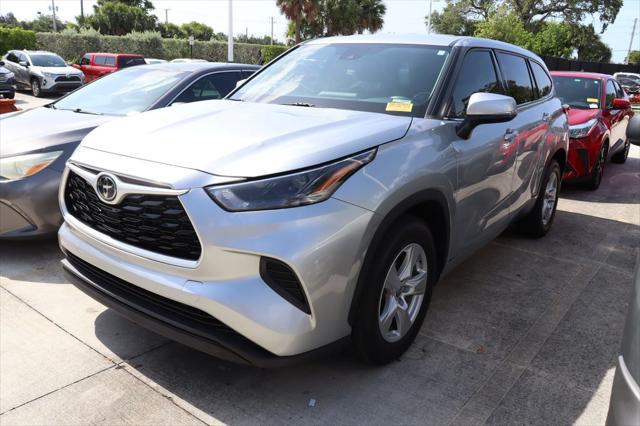 used 2022 Toyota Highlander car, priced at $24,957