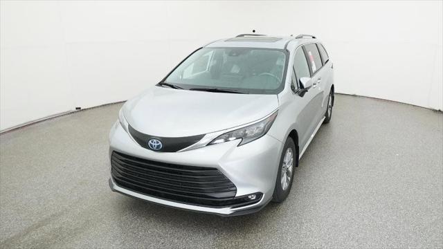 new 2025 Toyota Sienna car, priced at $49,577