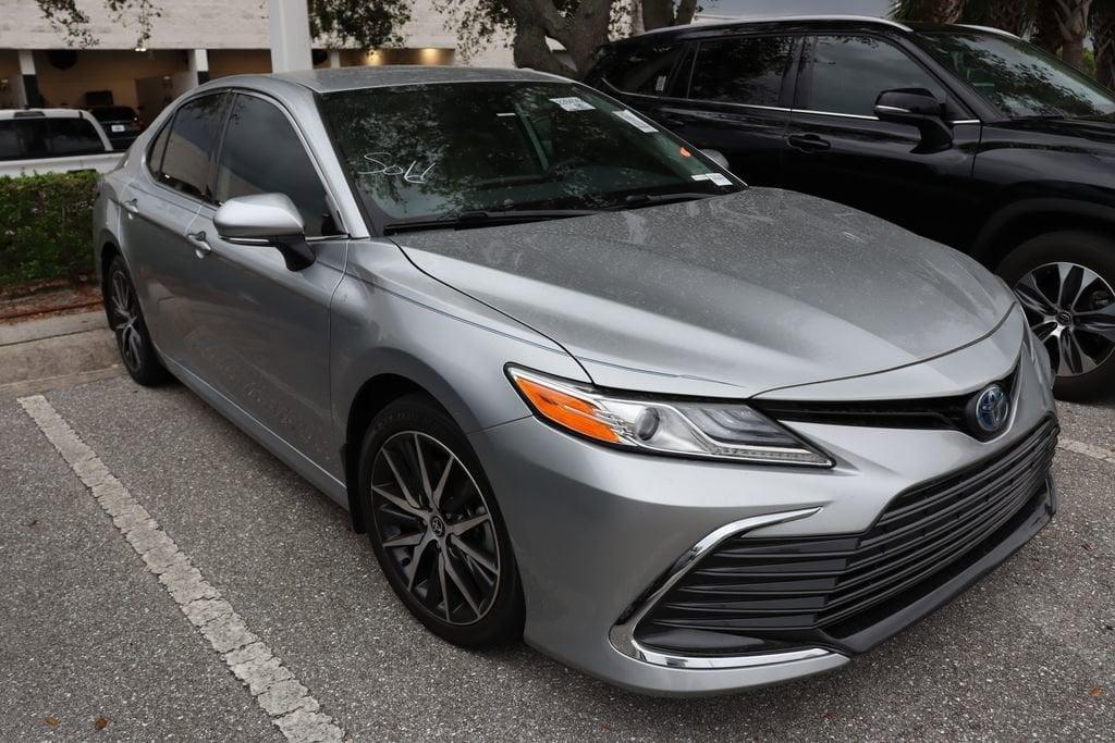 used 2022 Toyota Camry Hybrid car, priced at $24,477