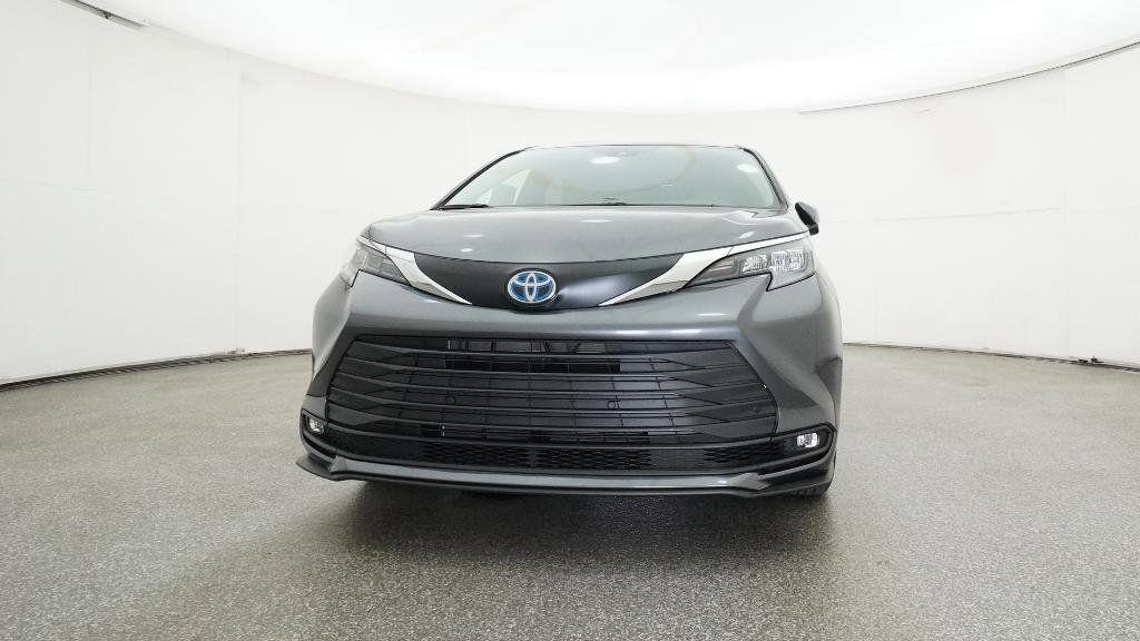 new 2025 Toyota Sienna car, priced at $48,090