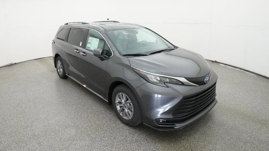 new 2025 Toyota Sienna car, priced at $48,090