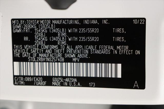 used 2022 Toyota Highlander car, priced at $38,977