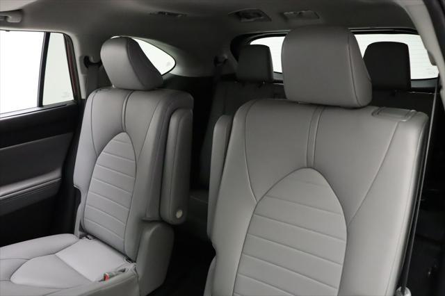 used 2021 Toyota Highlander car, priced at $25,977
