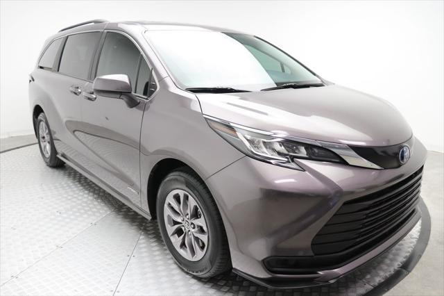 used 2024 Toyota Sienna car, priced at $42,757