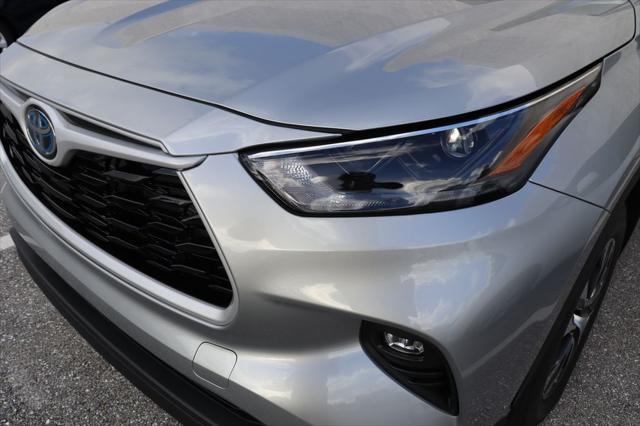 used 2024 Toyota Highlander Hybrid car, priced at $44,877