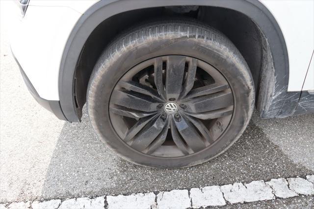 used 2018 Volkswagen Atlas car, priced at $16,977