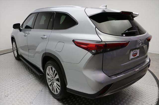 used 2023 Toyota Highlander car, priced at $40,977