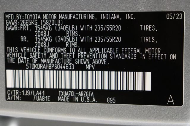 used 2023 Toyota Highlander car, priced at $40,977