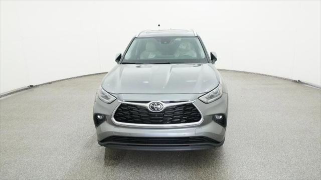 new 2025 Toyota Highlander Hybrid car, priced at $56,505
