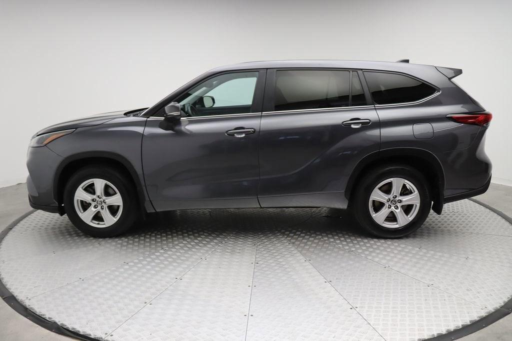 used 2023 Toyota Highlander car, priced at $36,957