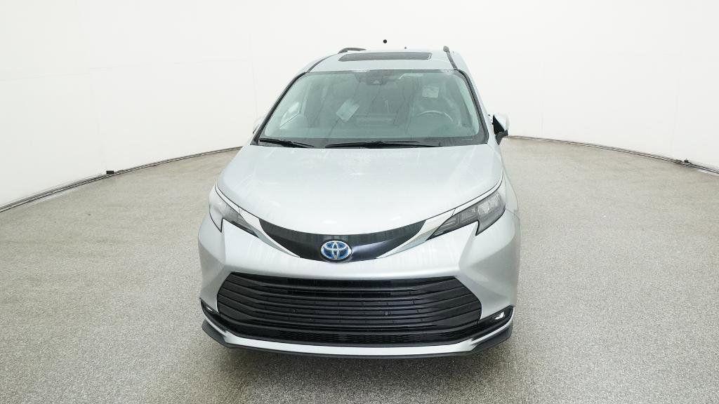 new 2025 Toyota Sienna car, priced at $49,937