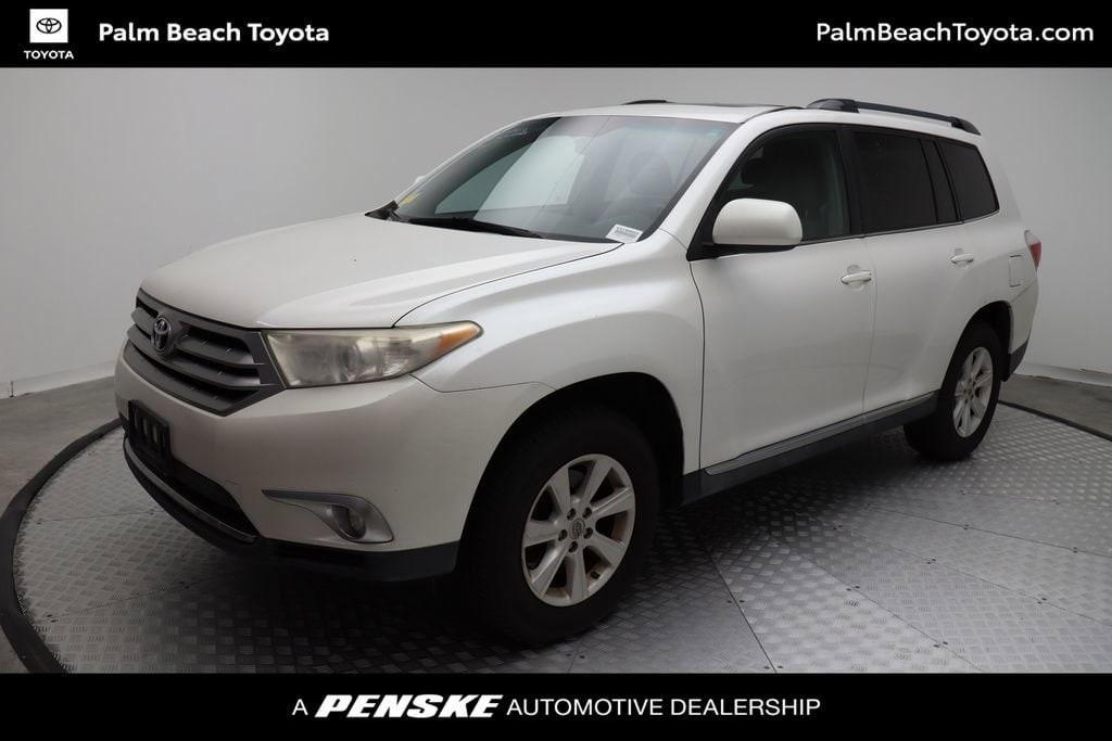 used 2012 Toyota Highlander car, priced at $13,957