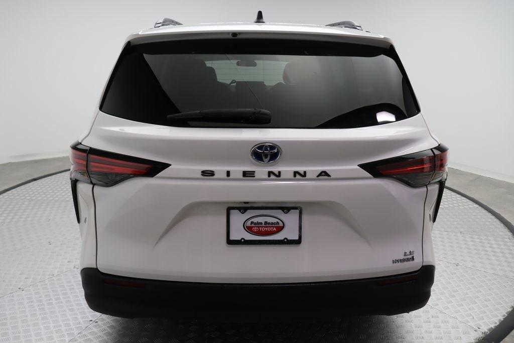 used 2022 Toyota Sienna car, priced at $39,577