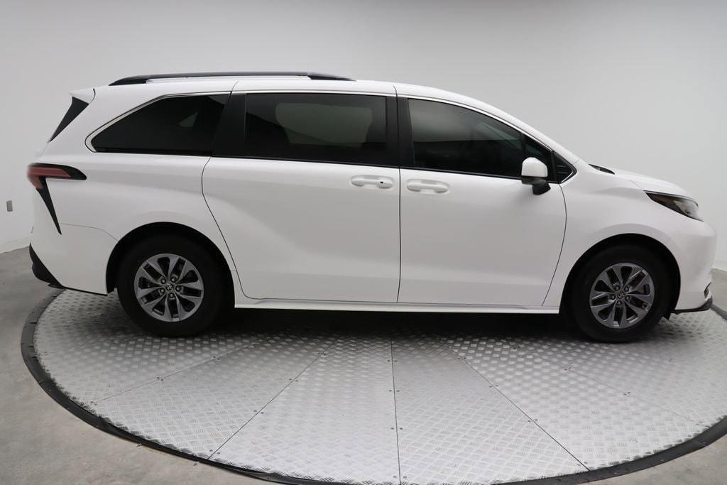 used 2022 Toyota Sienna car, priced at $39,577