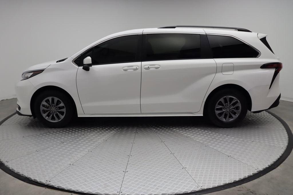 used 2022 Toyota Sienna car, priced at $39,577