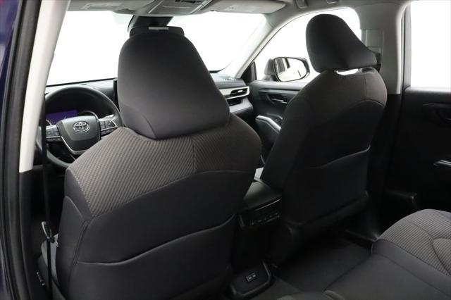 used 2023 Toyota Highlander car, priced at $34,777