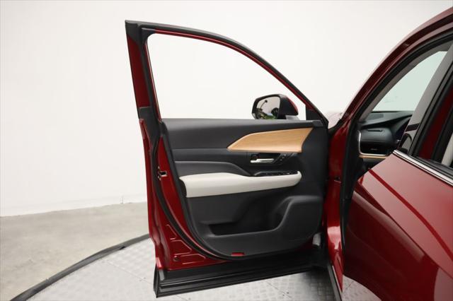 used 2024 Toyota Grand Highlander car, priced at $47,877