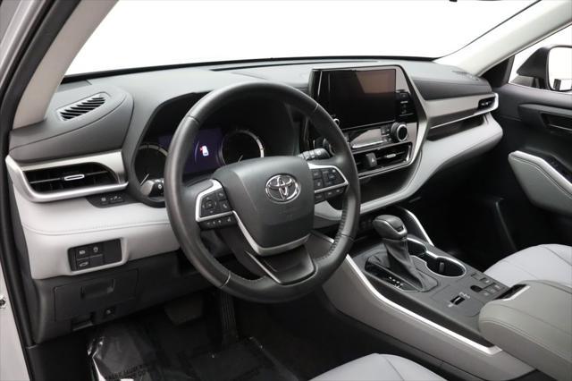 used 2023 Toyota Highlander car, priced at $34,377