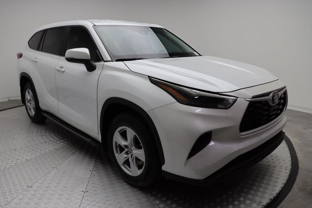 used 2023 Toyota Highlander car, priced at $29,894