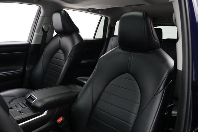 used 2022 Toyota Highlander car, priced at $32,457