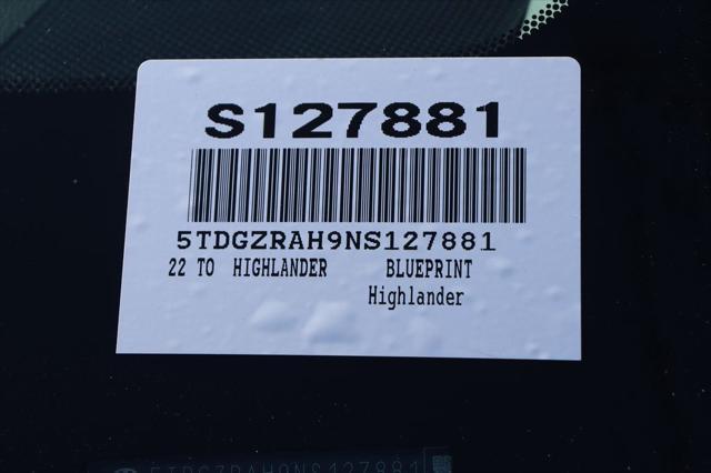 used 2022 Toyota Highlander car, priced at $32,477