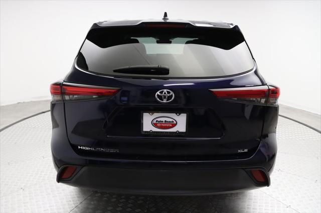 used 2022 Toyota Highlander car, priced at $32,457