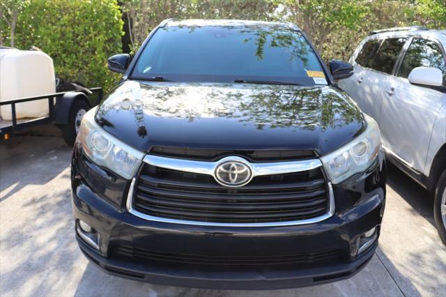 used 2015 Toyota Highlander car, priced at $14,477
