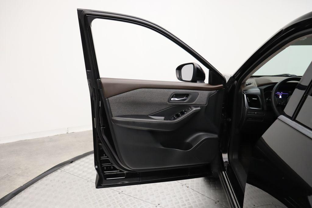 used 2021 Nissan Rogue car, priced at $15,957