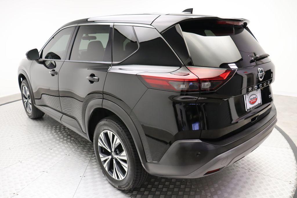 used 2021 Nissan Rogue car, priced at $15,957