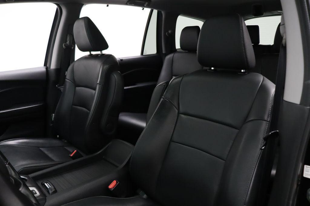 used 2020 Honda Pilot car, priced at $23,777