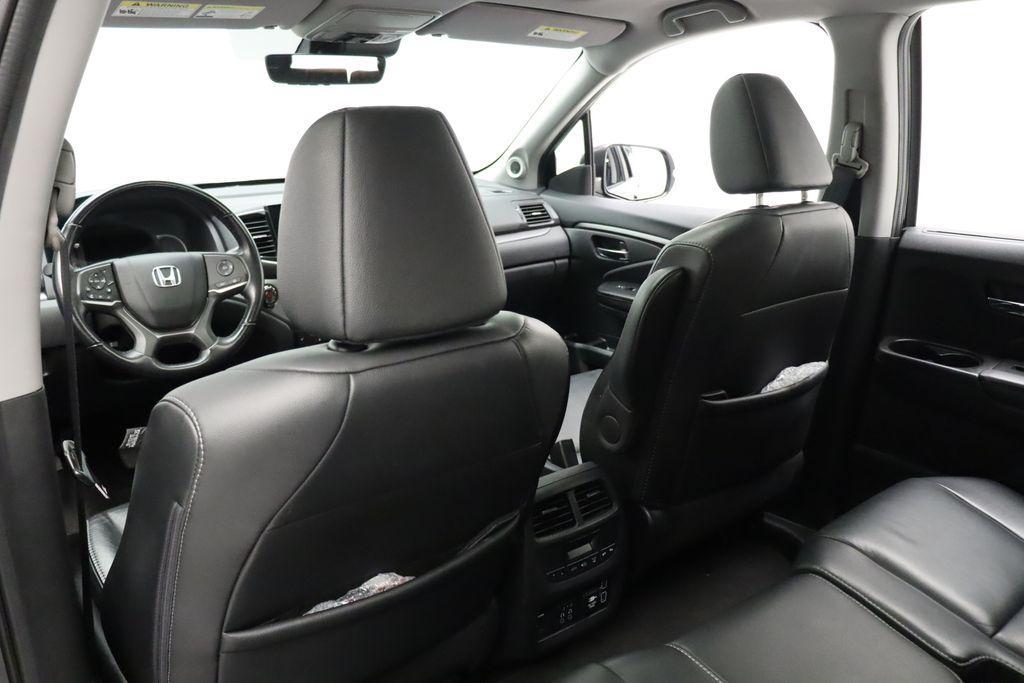 used 2020 Honda Pilot car, priced at $23,777
