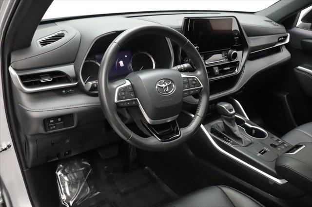 used 2024 Toyota Highlander car, priced at $40,857