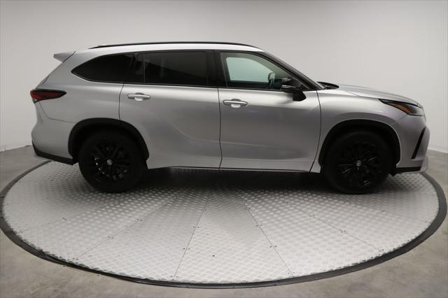 used 2024 Toyota Highlander car, priced at $40,857