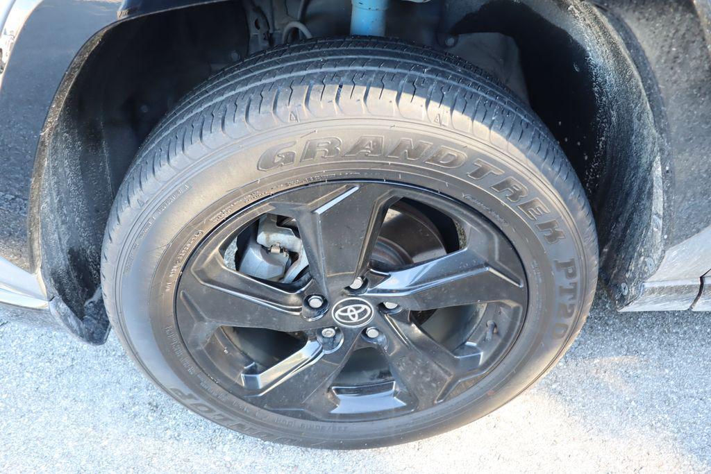 used 2021 Toyota RAV4 Hybrid car, priced at $26,977