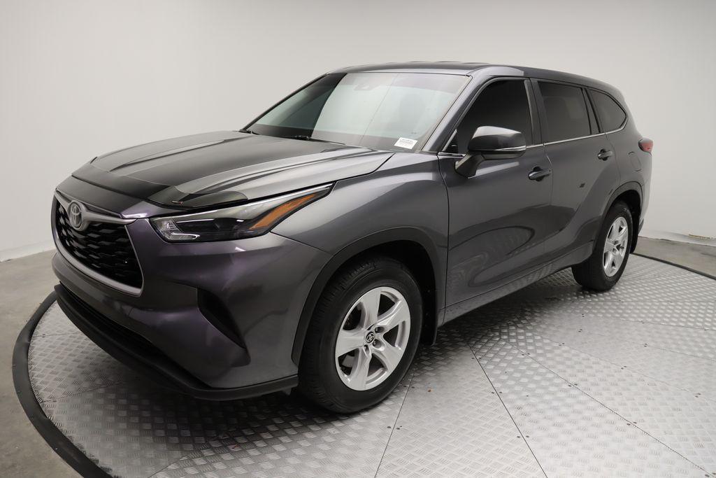 used 2023 Toyota Highlander car, priced at $35,757
