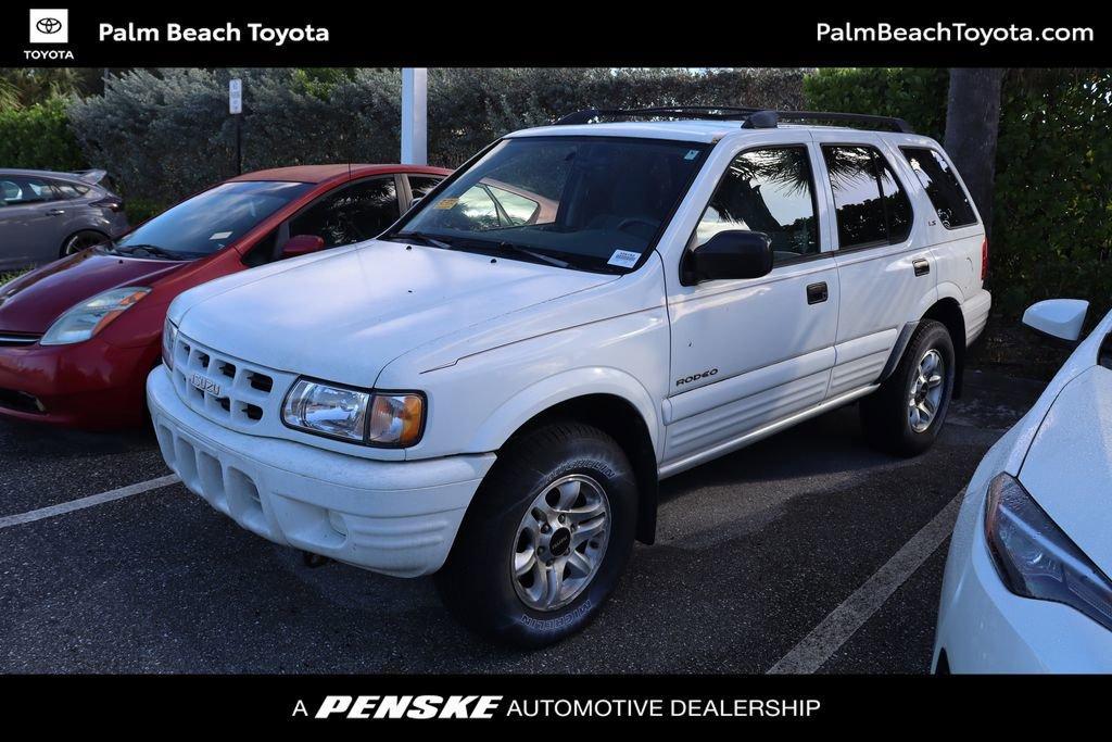 used 2002 Isuzu Rodeo car, priced at $3,998