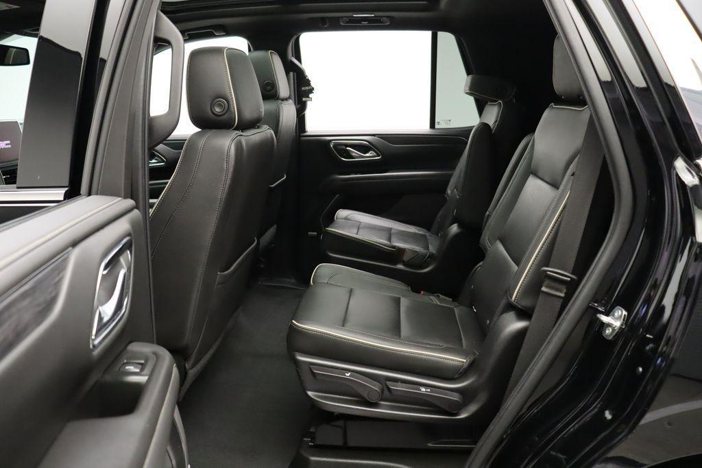 used 2022 GMC Yukon car, priced at $40,530