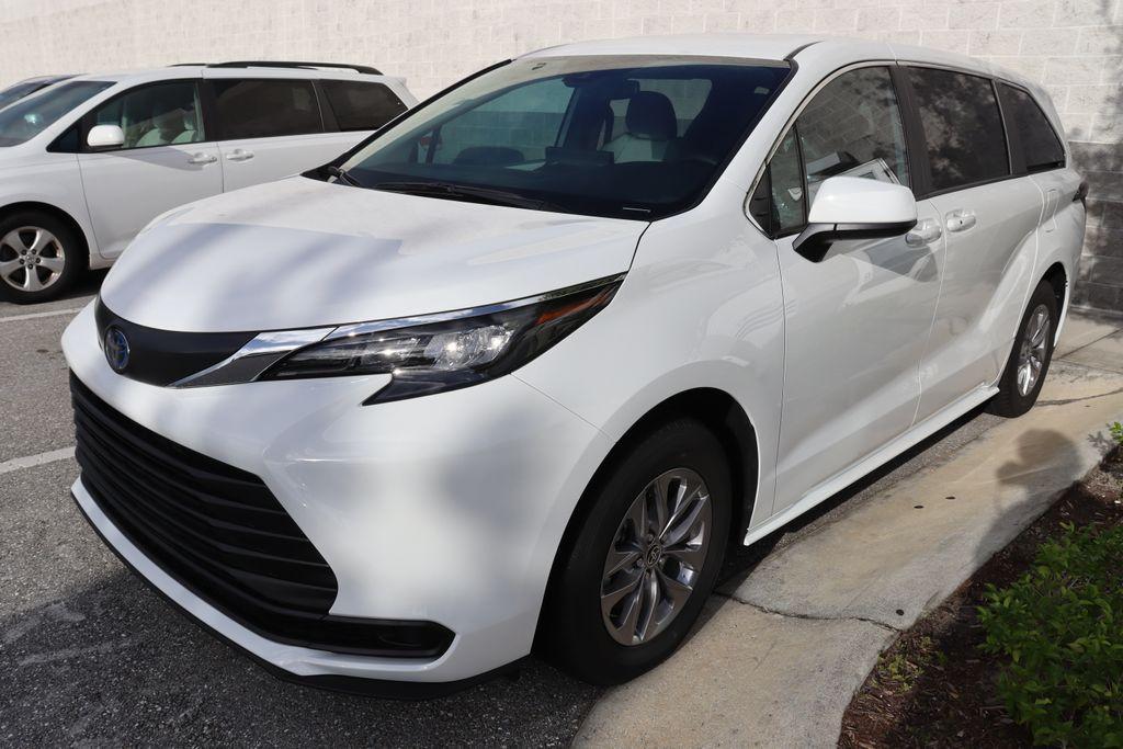 used 2025 Toyota Sienna car, priced at $41,477