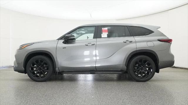 new 2025 Toyota Highlander car, priced at $50,936