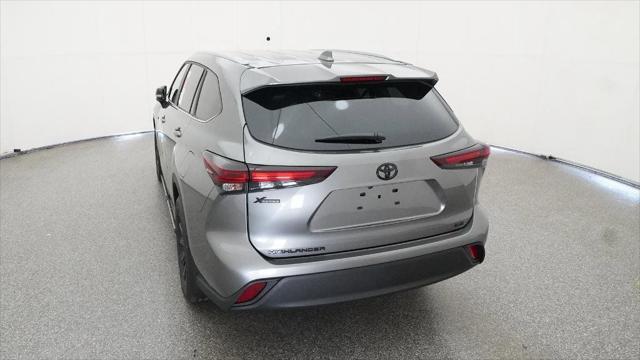 new 2025 Toyota Highlander car, priced at $50,936