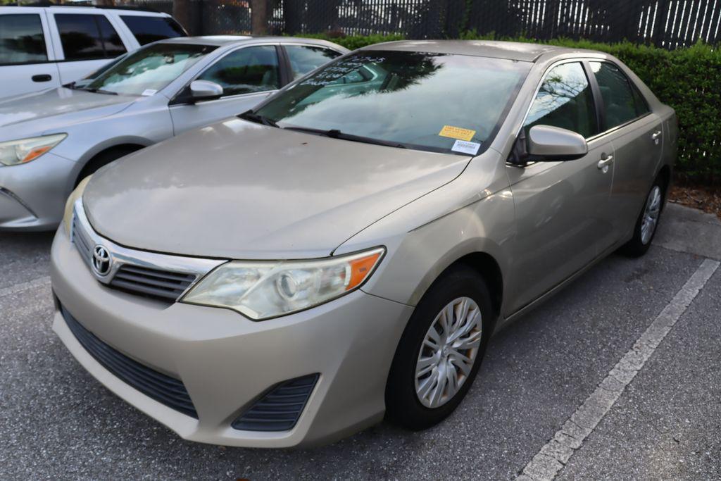 used 2014 Toyota Camry car, priced at $13,749
