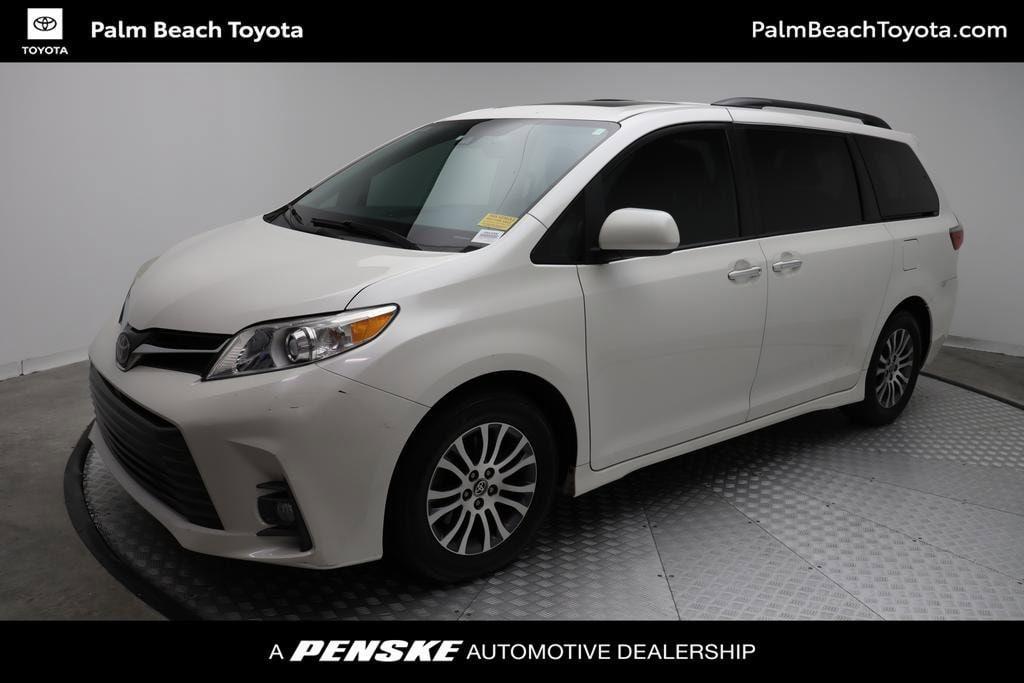 used 2020 Toyota Sienna car, priced at $30,977