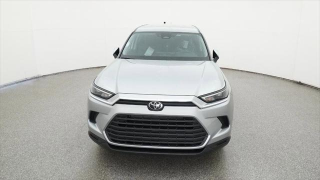 new 2025 Toyota Highlander car, priced at $44,415