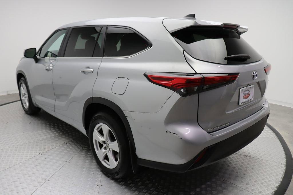 used 2023 Toyota Highlander Hybrid car, priced at $35,477