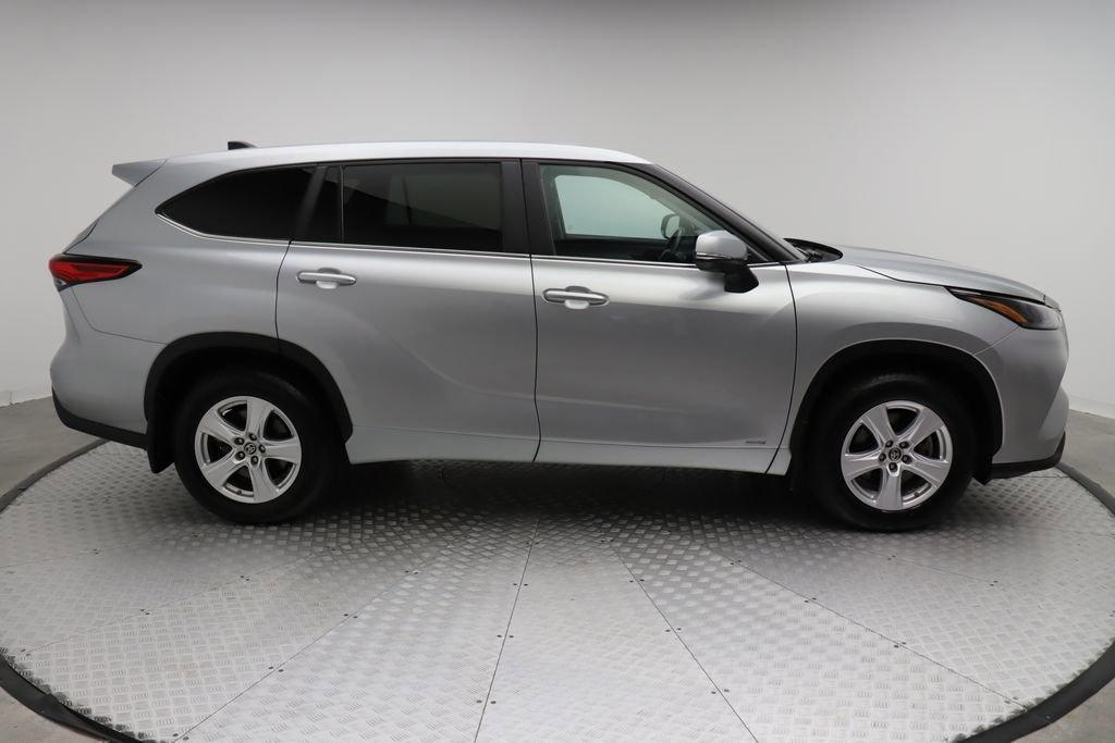 used 2023 Toyota Highlander Hybrid car, priced at $35,477