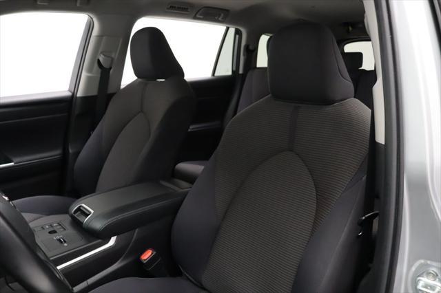 used 2023 Toyota Highlander car, priced at $32,977