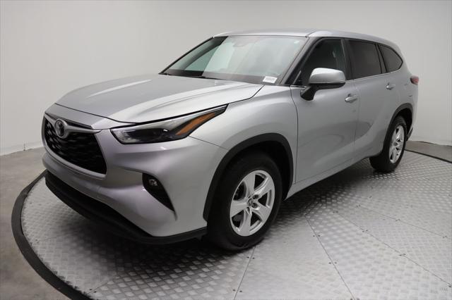 used 2023 Toyota Highlander car, priced at $32,977