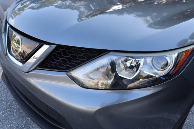 used 2019 Nissan Rogue Sport car, priced at $15,977
