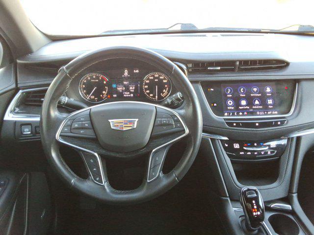 used 2021 Cadillac XT5 car, priced at $22,800