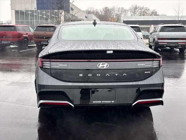 new 2025 Hyundai Sonata car, priced at $30,955